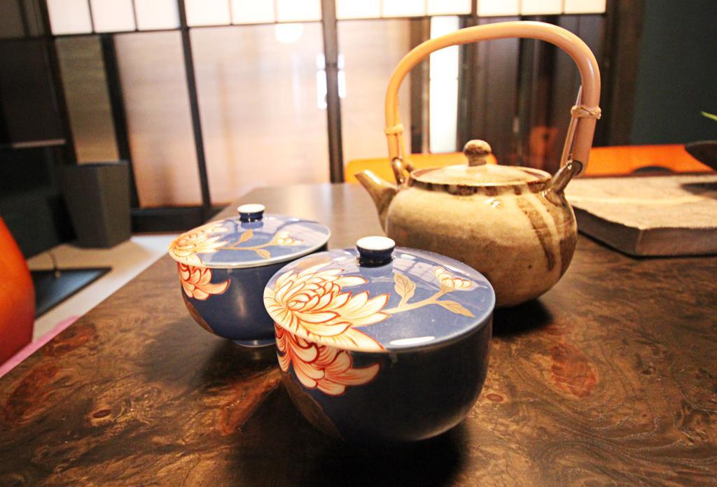 京都市 ホスタ二条 葵ヴィラ エクステリア 写真